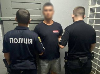 У будинок увірвався чоловік: що сталось на Ужгородщині У будинок увірвався чоловік: що сталось на Ужгородщині