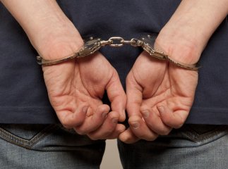 39-річну закарпатку, яка ледь не вбила співмешканця, взяли під варту