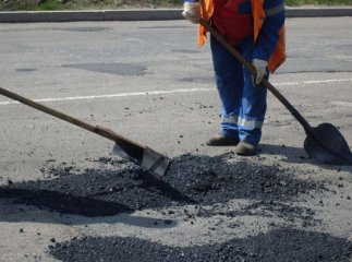 В Ужгороді триватимуть дорожні роботи  