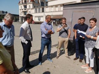 Робоча комісія провела обстеження комплексу "Готель "Корона", що в центрі Ужгорода