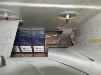 За 60 пачок цигарок закарпатські митники залишили українця без автомобіля