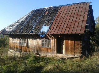 Чоловіки побили закарпатця і зачинили його в підвалі