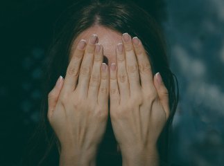 18-річна дівчина потратила переслані їй гроші, а для батька придумала історію пограбування