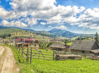 Надходження від туризму в Закарпатті впали на чверть