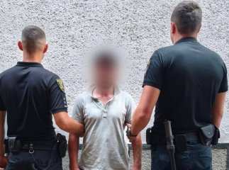 У Виноградові чоловік обікрав водійку, яка його підвозила на авто У Виноградові чоловік обікрав водійку, яка його підвозила на авто