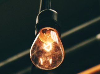 Ворог завдав удару по Україні: подекуди немає світла і введено аварійні відключення