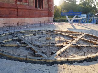 Біля Ужгородської філармонії встановлюють зірку Давида