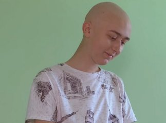 17-річний закарпатець бореться зі страшною недугою. Рідні благають про допомогу
