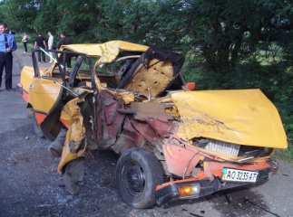 Нові подробиці смертельної ДТП в Чинадієві: в "Москвичі" було шестеро чоловік (ФОТО, ВІДЕО)