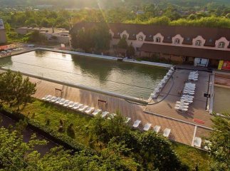 Один із найпопулярніших басейнів Закарпаття закриють на кілька днів