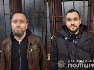 Поліція затримала озброєних чоловіків, які намагалися заїхати в область