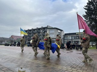 Тячівська громада попрощалась із полеглим захисником