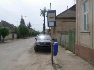 Патрульні опублікували фото джипу та обіцяли розповісти "цікаві" деталі