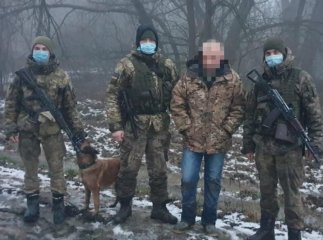 На Берегівщині помітили чоловіка, який розгулював поблизу кордону