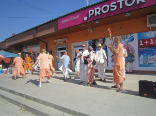 Хода кришнаїтів відбулась і у Виноградові