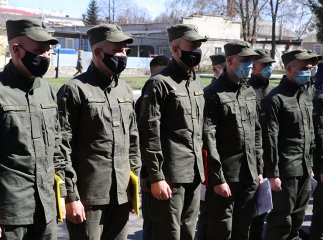 Попри карантин, звільнення військовослужбовців у запас відбувається згідно графіку