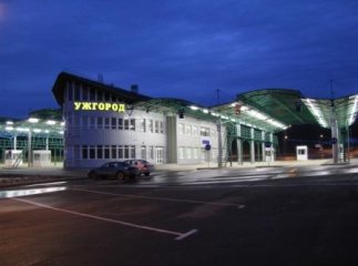 У понеділок на 4 години буде перекрито рух на пункті пропуску "Ужгород - Вишнє Нємецьке"