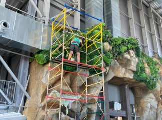 Новий аквапарк у Мукачеві: як виглядає комплекс за кілька днів до відкриття