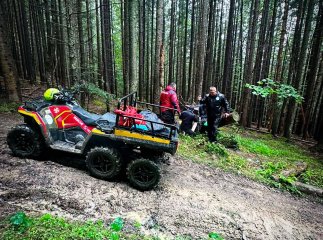 Рятувальники евакуювали травмовану в горах Рахівщини туристку