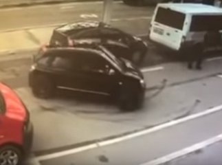 ЗМІ повідомляють, що українські прикордонники пропустили автомобіль із 84 кг героїну