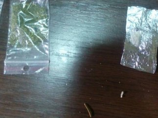 Завдяки анонімному повідомленню, поліція виявила в одному і закладів Ужгорода чоловіків із наркотиками