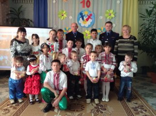 Свалявські поліцейські завітали до вихованців місцевого реабілітаційного центру