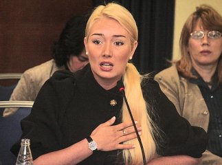 Розинська подаватиме позов про захист честі, гідності та ділової репутації Мельниченка