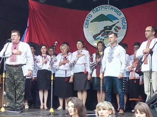 Закарпатці взяли участь у Всеукраїнському патріотичному святі "Яворина-2016"