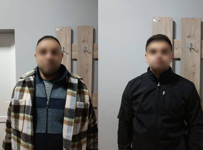 Затримано двох чоловіків, які у Мукачеві накинулись на поліцейських