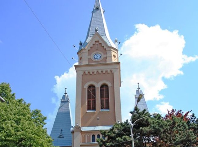 На ICTV розповіли про найдревніший храмовий годинник розташований в Мукачеві