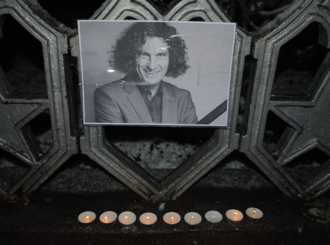 У Мукачеві теж вшанували пам’ять Кузьми Скрябіна запаленням свічок (ФОТО)