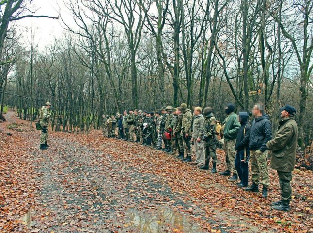 Націоналісти провели навчання в лісах Закарпаття