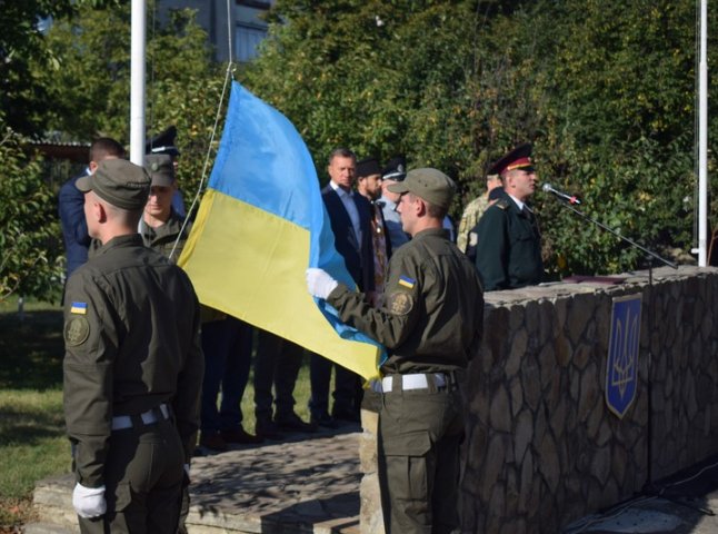 Сьогодні в Ужгороді вітали військовослужбовців