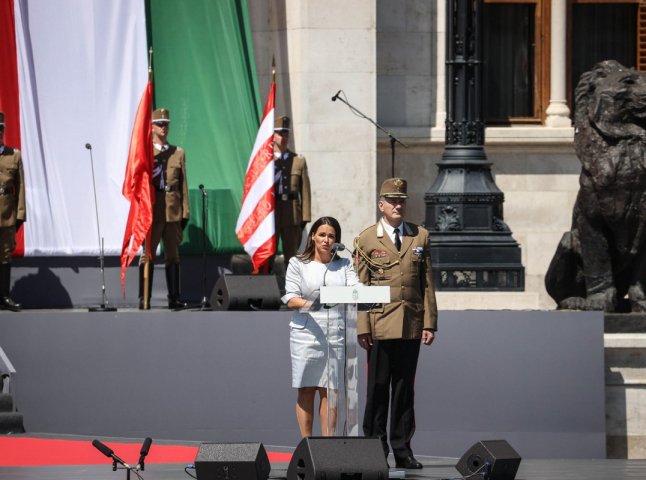 Нова президентка Угорщини засудила агресію путіна і підтримала вступ України до ЄС