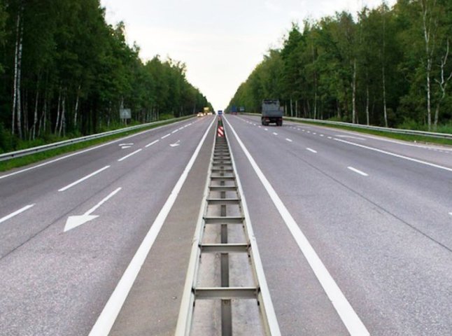 У листопаді на дорогах України з’являться нові обмежувачі швидкості