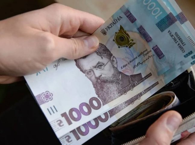 Профспілки запропонували підвищити мінімалку: що відповіли у Мінфіні
