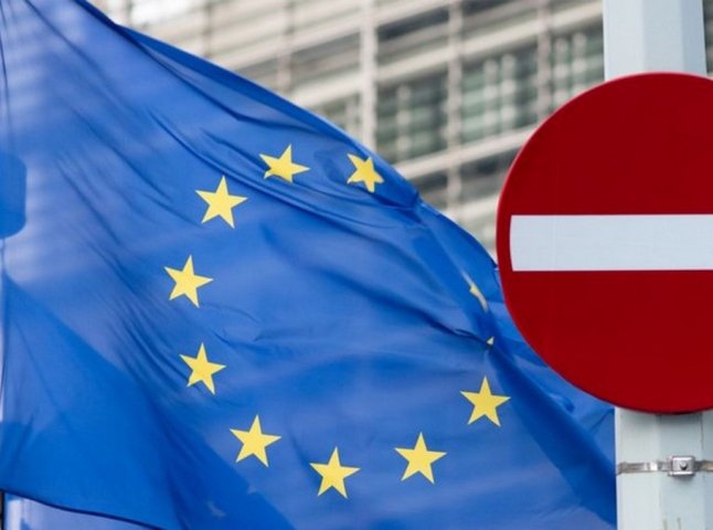 ЄС наступного тижня виключить Україну із "зеленого списку"