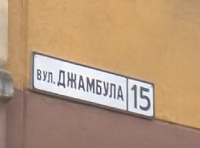 На перейменованих вулицях Ужгорода не встановлені таблички з новими назвами