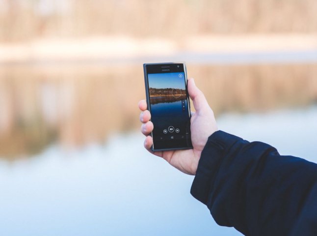 Чоловік зняв військові літаки для TikTok і отримав вирок в Ужгороді