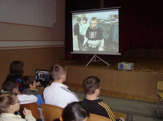 Правоохоронці Мукачівщини відвідали навчальні заклади міста та району (ФОТО)