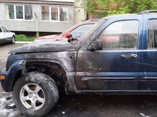 Причиною загорання автомобіля у Росвигові став підпал, міліція шукає зловмисника (ФОТО)