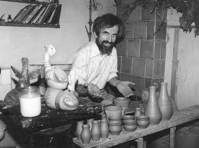 Помер відомий закарпатський скульптор