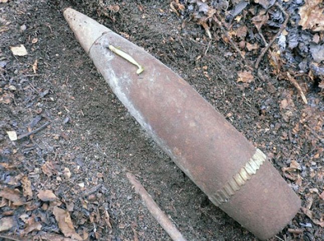 Обласні піротехніки знешкодили два артилерійські снаряди часів Другої світової війни