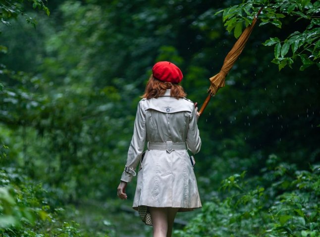 Тиждень розпочнеться сильними дощами та мокрим снігом — кому так «пощастить»