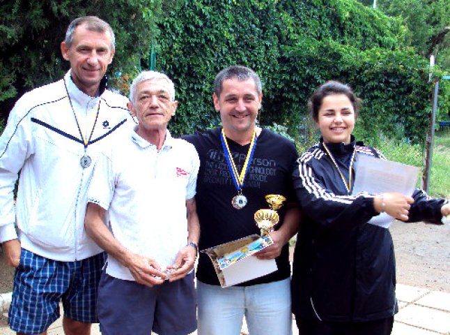 Мукачівські тенісистки привезли медалі