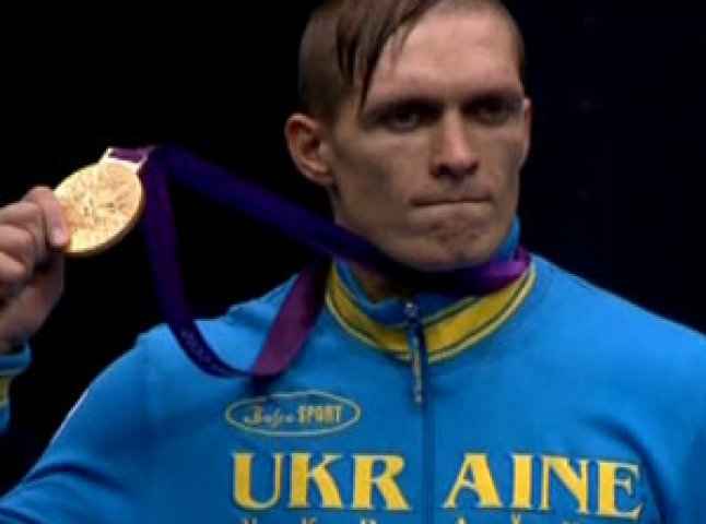 Гордість України - Олександр Усик став найкращим боксером року