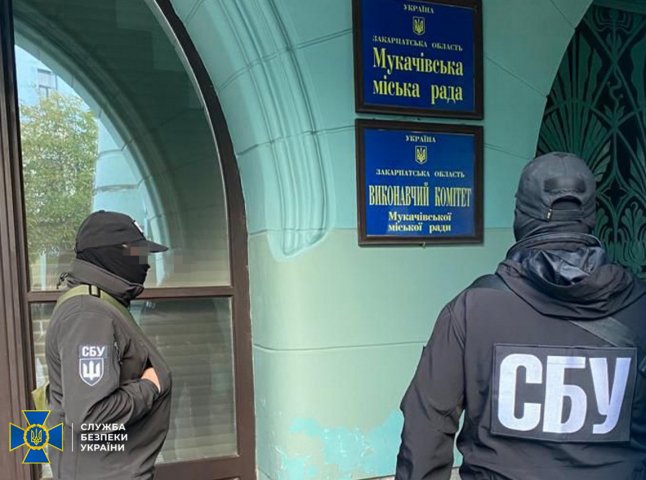 Що відбувається в Мукачеві: міський голова прокоментував масштабні обшуки в місті