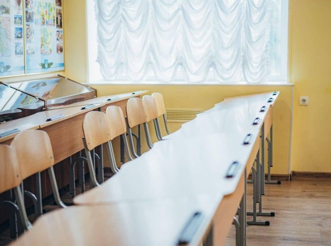 В одній з громад Закарпаття канікули продовжили до 1 лютого