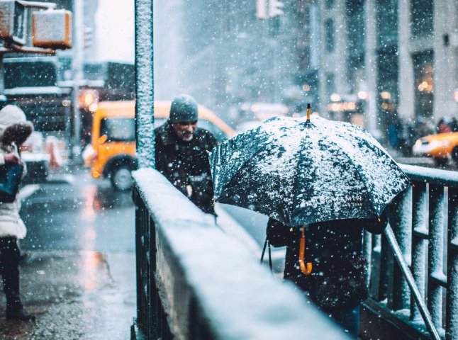 Якою буде погода в грудні: cиноптики дали прогноз погоди в Україні на перший місяць зими