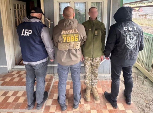 Оплата в криптовалюті: прикордонника впіймали на продажі маршрутів до Європи